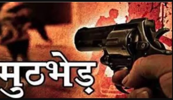 महिलाओं से चेन स्नैचिंग करने वाले दो बदमाश पुलिस मुठभेड़ में गिरफ्तार, पैर में लगी गोली
